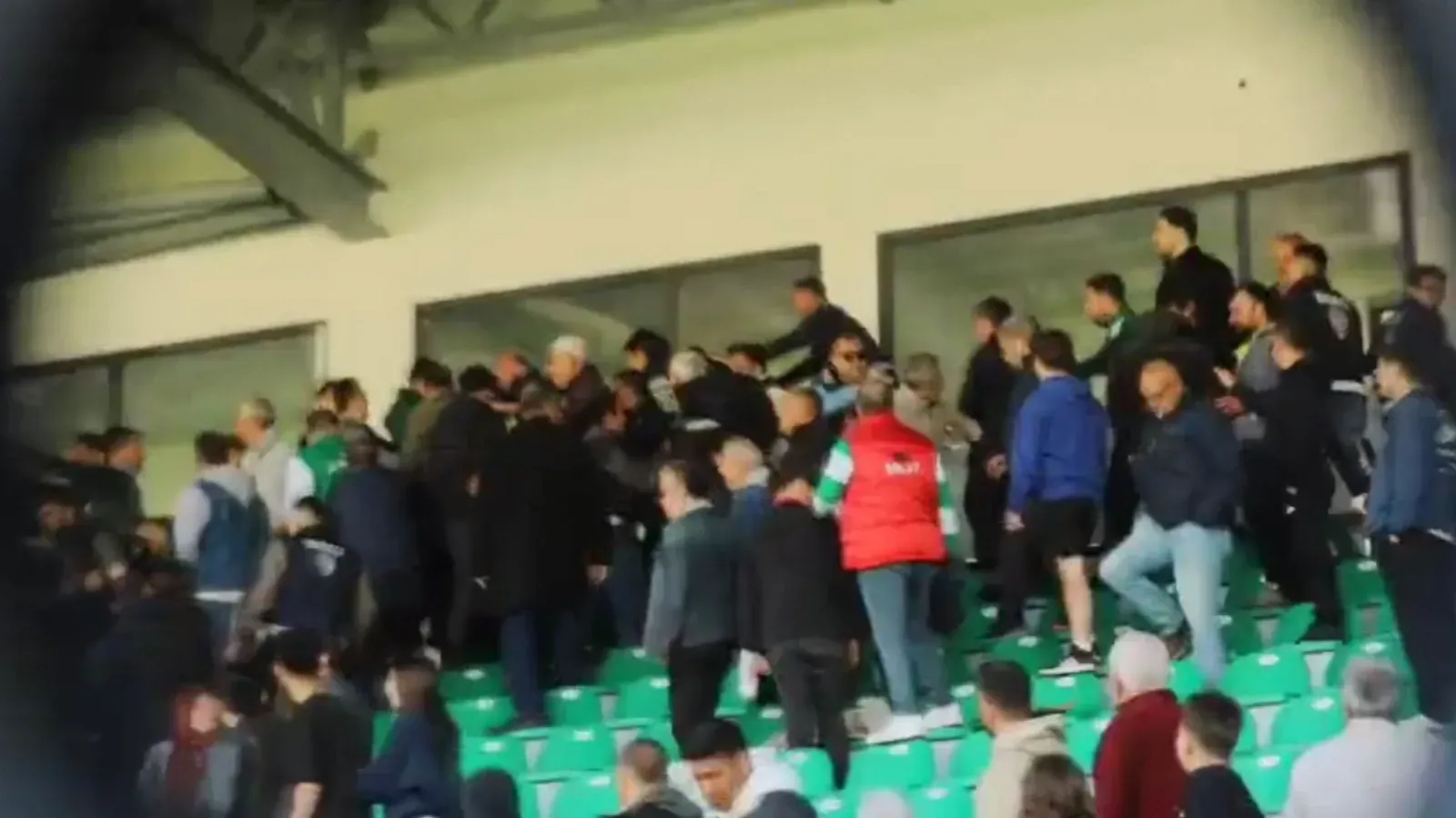 Muğla ‘da Şanlıurfaspor taraftarları ve Yöneticilerine Saldırı