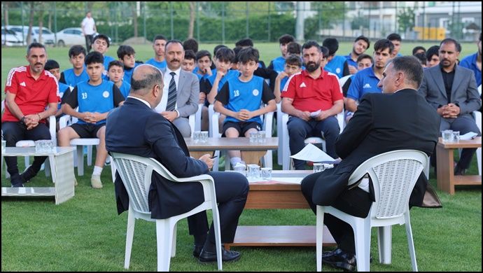 Başkan Nihat Çiftçi, Sporcuların Sorularını Yanıtladı